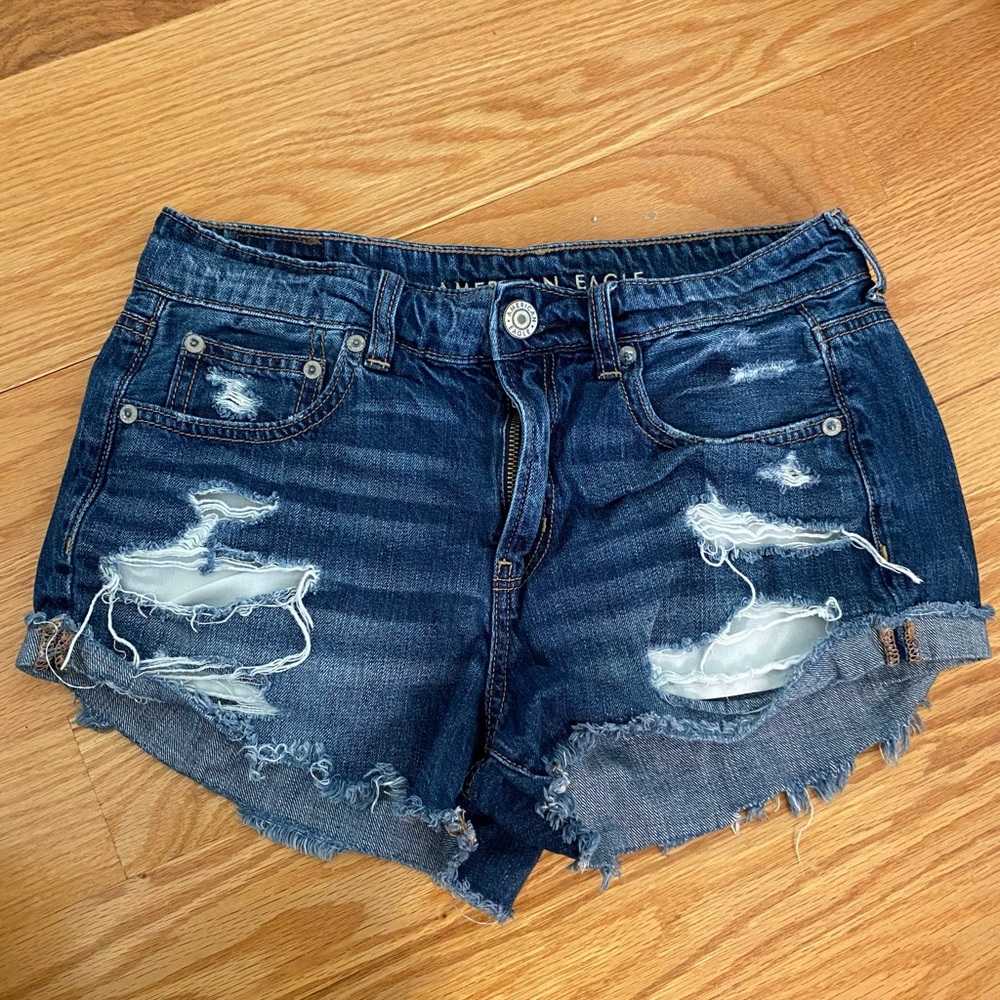 American Eagle tomgirl shortie denim shorts